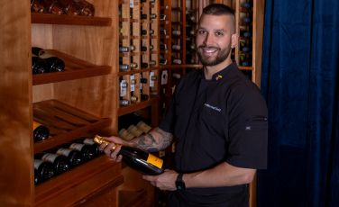 David's Restaurant and Lounge