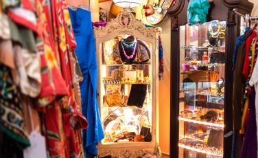Elizabeths Vintage Boutique